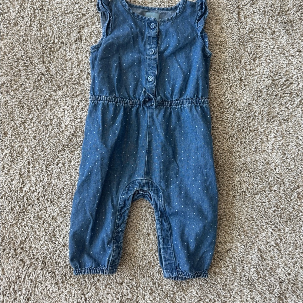 Baby Gap Chambray Polka Dot Ruffle Romper Sleeveless outfit- Size 3-6 Months - Picture 2 of 9